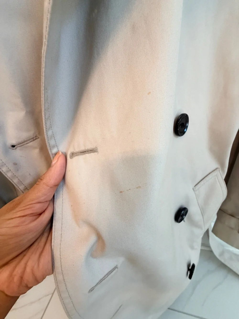 Burberry Light Beige womens Classic Trench Coat with Signature Check Lining - Picture 4 of 12